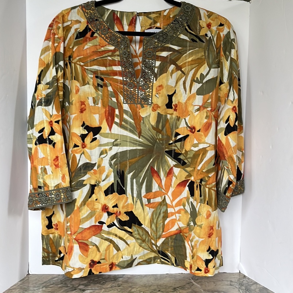 Alfred Dunner top